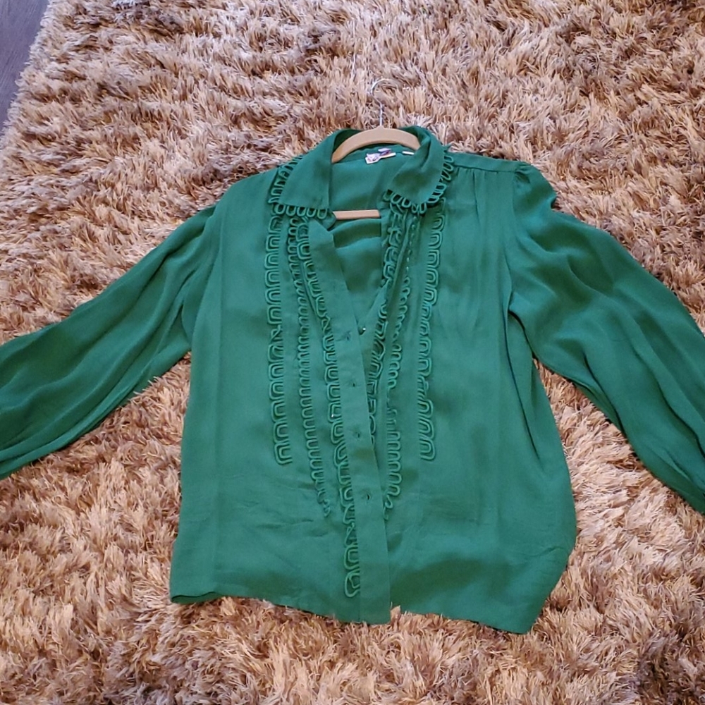 Green lattice front detailed blouse